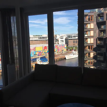 Modern 1 Bedroom With Balcony And View Apartment